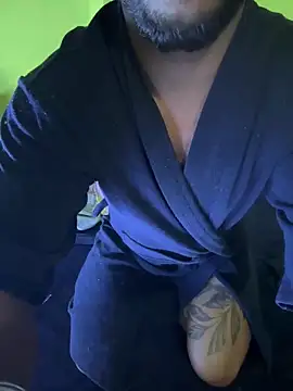 mikemacluffy online show from March 1, 8:11 pm