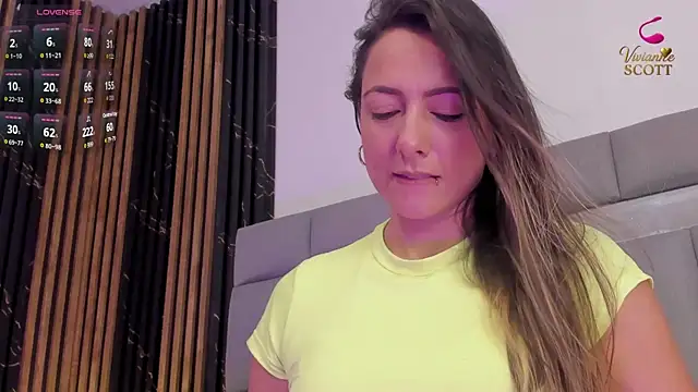 vivianne scott online show from April 7, 12:16 pm