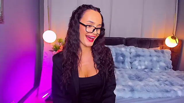 CarlaWhite online show from April 17, 3:31 am