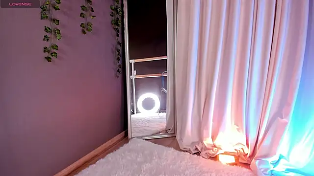 Snapshot of mind_game chatting on January 30, 8:22 am mind game online show from January 30, 8:22 am