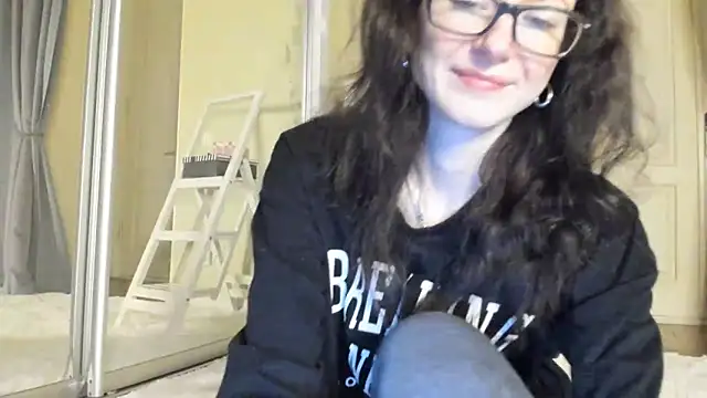 Snapshot of Baby_Jewel chatting on February 6, 11:10 am Baby Jewel online show from February 6, 11:10 am