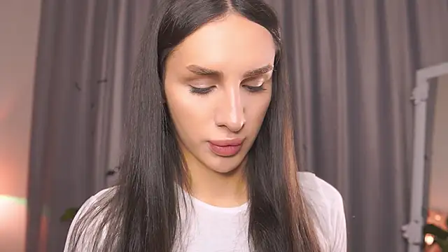 Kim Oberlin  online show from November 2, 4:09 pm