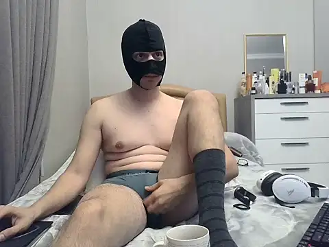 Snapshot of unknownguy_7 chatting on September 13, 3:56 pm unknownguy 7 online show from September 13, 3:56 pm