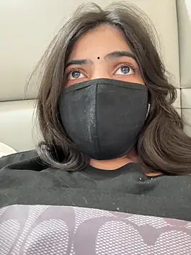 Lunaxx001 online show from April 1, 5:10 pm