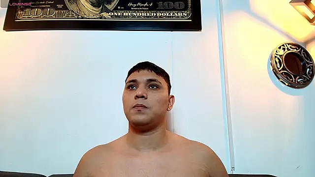 couple lovelyds online show from February 15, 8:38 pm