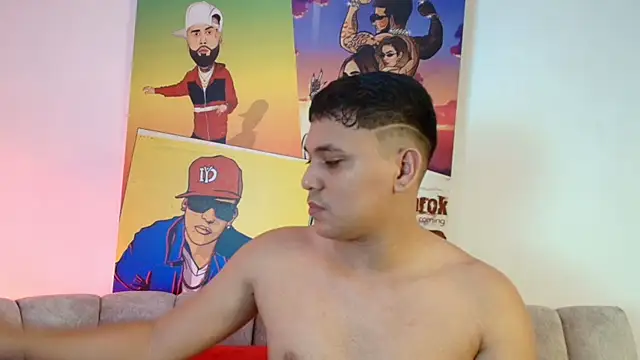 couple lovelyds online show from February 28, 8:43 pm