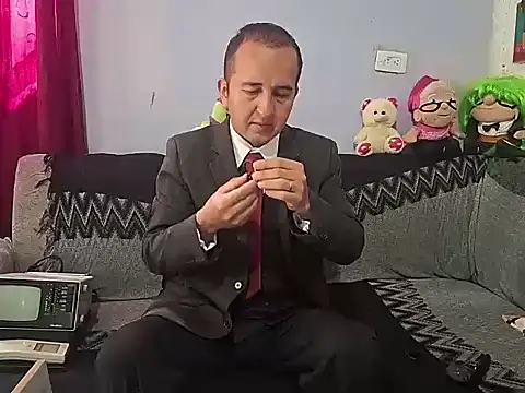 yazforeSolo online show from September 9, 2:16 pm