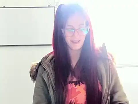 Snapshot of catt_evans1 chatting on January 2, 7:18 pm catt evans1 online show from January 2, 7:18 pm