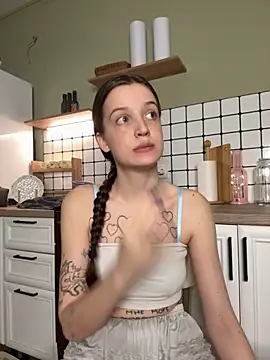 Sweet Evva online show from December 4, 6:38 pm