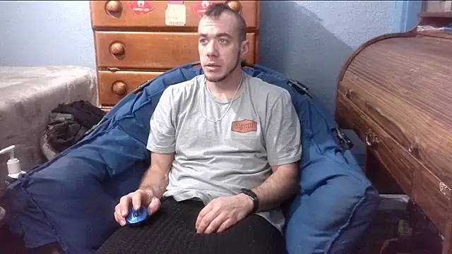 ScubaStevex online show from December 2, 6:41 am