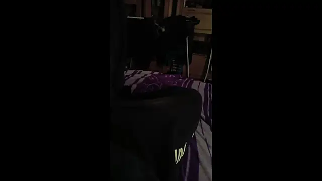 ich411983 online show from November 9, 9:57 pm