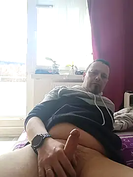 ich411983 online show from March 23, 10:19 am