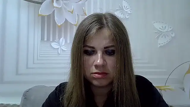 Snapshot of TinaFun4u chatting on June 13, 8:40 pm TinaFun4u online show from June 13, 8:40 pm