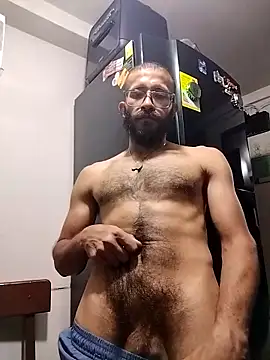 Snapshot of hairyserious chatting on April 5, 3:47 am hairyserious online show from April 5, 3:47 am