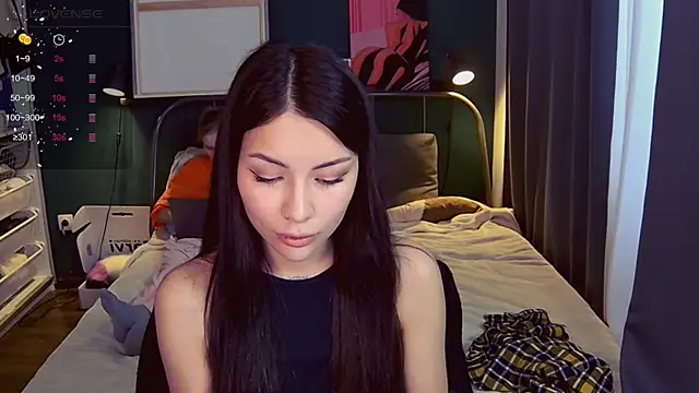 Snapshot of KatiKate chatting on April 28, 3:17 pm KatiKate online show from April 28, 3:17 pm