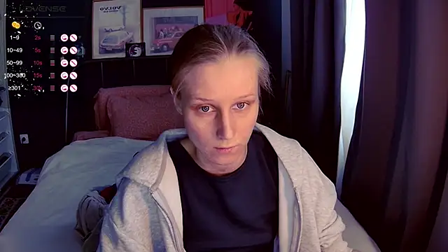 Snapshot of KatiKate chatting on May 27, 1:30 pm KatiKate online show from May 27, 1:30 pm
