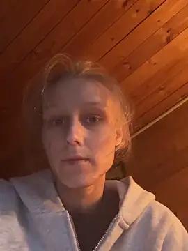 Snapshot of KatiKate chatting on June 18, 6:34 pm KatiKate online show from June 18, 6:34 pm