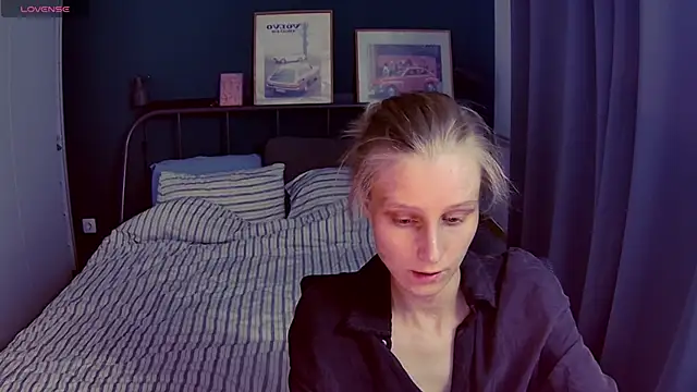 Snapshot of KatiKate chatting on July 22, 5:27 pm KatiKate online show from July 22, 5:27 pm