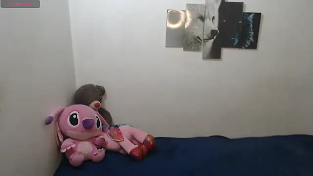 Snapshot of Pocahontas_Princess_ chatting on June 6, 11:31 pm Pocahontas Princess online show from June 6, 11:31 pm