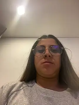 girl anni online show from February 18, 3:21 am