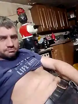 Snapshot of Gotowy40 chatting on December 5, 11:40 pm Gotowy40 online show from December 5, 11:40 pm