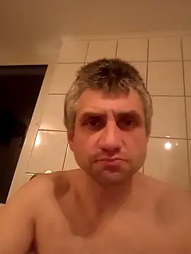 Snapshot of Gotowy40 chatting on November 16, 1:22 am Gotowy40 online show from November 16, 1:22 am