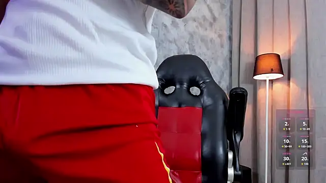 boyc022  online show from March 22, 2:09 pm