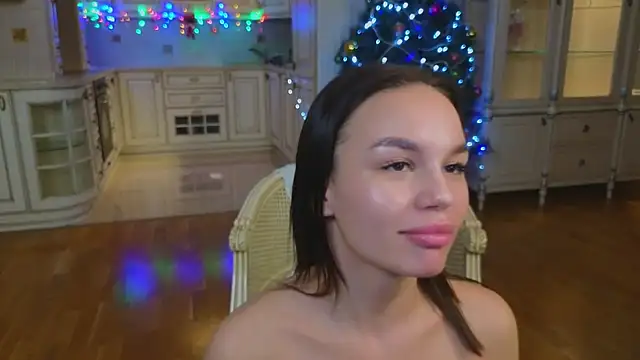 UdelaAshfield online show from January 6, 11:42 pm