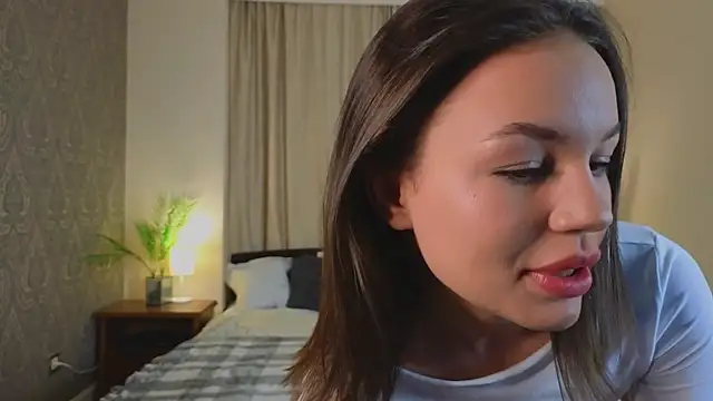 UdelaAshfield online show from January 26, 5:13 pm