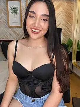 Snapshot of AniiRose chatting on February 3, 1:52 am AniiRose online show from February 3, 1:52 am