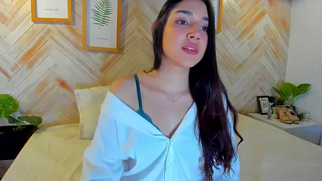 Snapshot of AniiRose chatting on March 21, 3:22 am AniiRose online show from March 21, 3:22 am