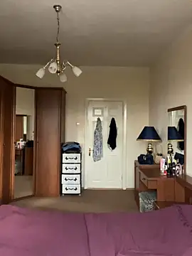 Dreamy Kitty online show from March 29, 1:00 pm