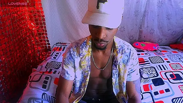 Aroonpapisex online show from December 14, 7:25 pm