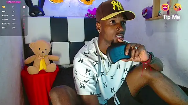 Aroonpapisex online show from April 4, 2:10 am