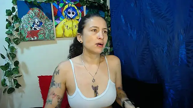 Snapshot of Leyla_Horny_Bg chatting on May 11, 2:28 am Leyla Horny Bg online show from May 11, 2:28 am