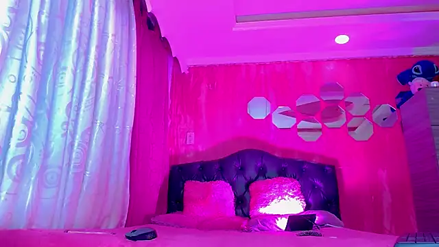 TiffanyMackensyy online show from March 9, 1:31 am