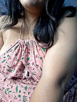 Snapshot of sophia_cute1_1 chatting on August 5, 9:34 am sophia cute1 1 online show from August 5, 9:34 am