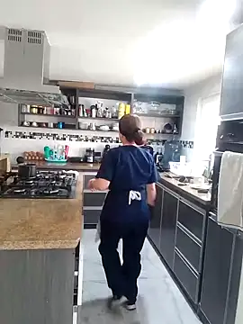 Snapshot of MARYQUANT chatting on September 8, 3:33 pm MARYQUANT online show from September 8, 3:33 pm