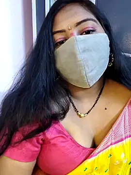 Snapshot of RomeoJuliet345 chatting on February 11, 10:09 am RomeoJuliet345 online show from February 11, 10:09 am