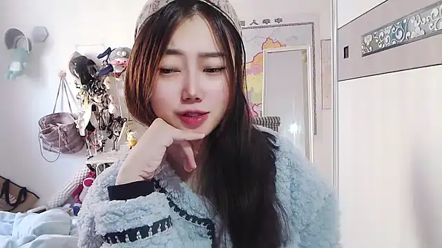 Cherie-xinxin01 online show from December 6, 5:42 am