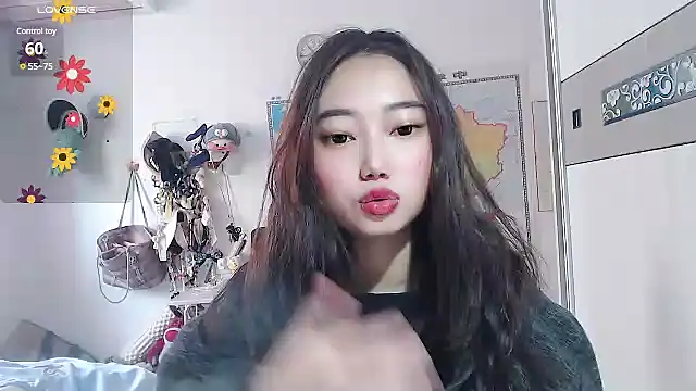 Cherie-xinxin01 online show from December 7, 5:15 am