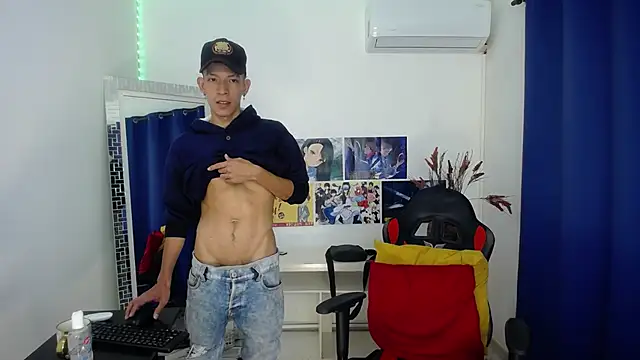Snapshot of Favel_Gomez7 chatting on March 17, 10:06 pm Favel Gomez7 online show from March 17, 10:06 pm
