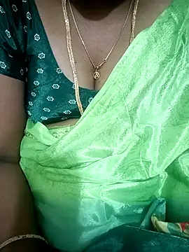 Snapshot of Telugu-mirchi chatting on February 9, 7:18 pm Telugu-mirchi online show from February 9, 7:18 pm