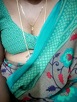 Snapshot of Telugu-mirchi chatting on February 21, 7:26 pm Telugu-mirchi online show from February 21, 7:26 pm