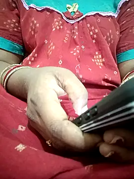 Snapshot of Telugu-mirchi chatting on February 28, 10:33 pm Telugu-mirchi online show from February 28, 10:33 pm