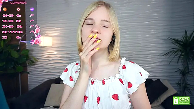 OdelinaFicken online show from November 9, 4:11 am