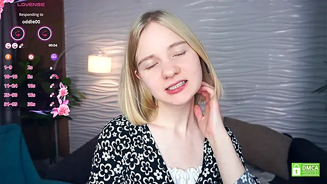 OdelinaFicken online show from November 23, 4:23 am