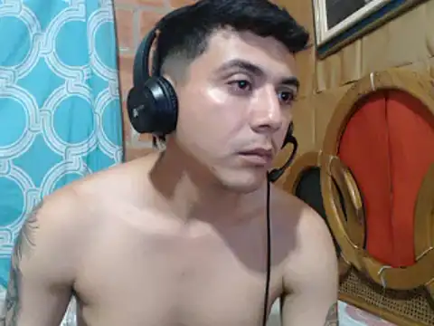 Snapshot of Horny_dirty_boy chatting on December 11, 12:02 am Horny dirty boy online show from December 11, 12:02 am