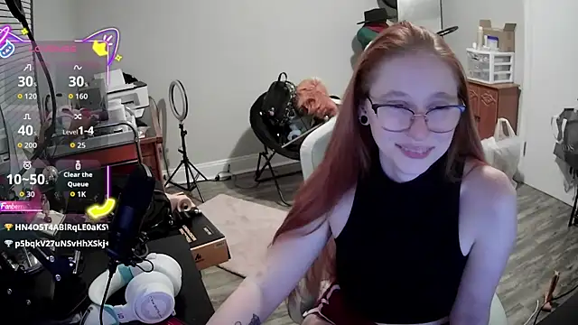 LilyFoxxx online show from October 6, 3:26 am