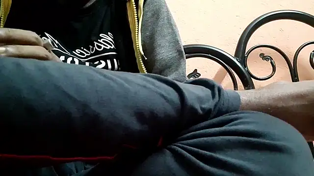 Snapshot of savage_lucifer8 chatting on December 4, 8:18 pm savage lucifer8 online show from December 4, 8:18 pm